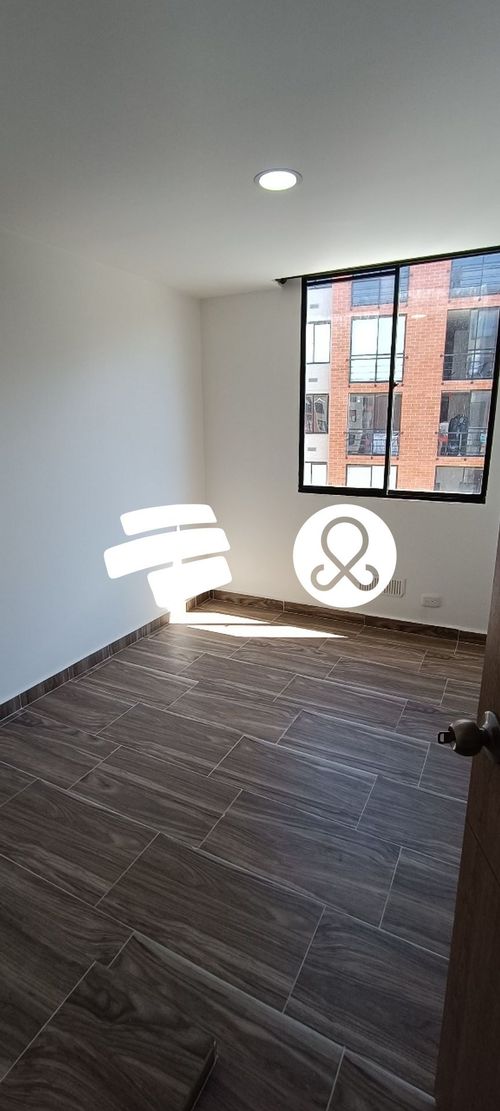 Apartamento de 3 alcobas en venta en San Pedro, Madrid, 50 m² · foto 6 de 7
