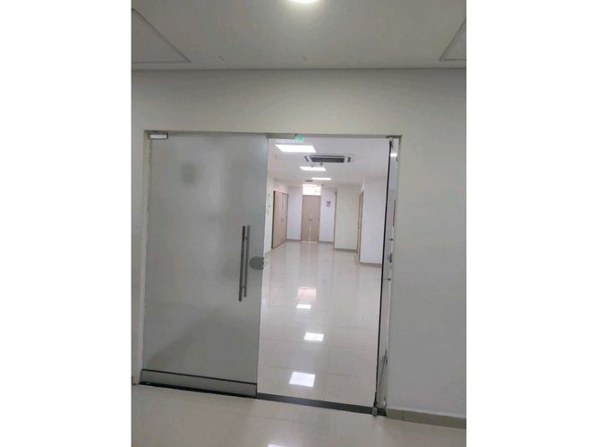 Local en arriendo en Fundadores, Armenia, 242 m² · foto 3 de 15