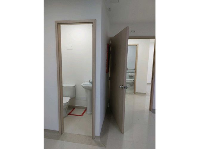 Local en arriendo en Fundadores, Armenia, 242 m² · foto 13 de 15