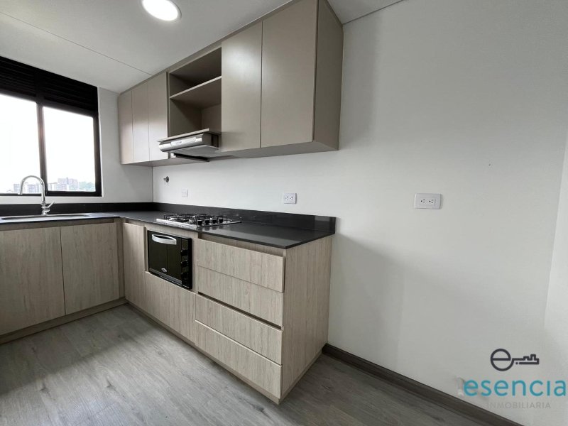 Apartamento en arriendo en Las Palmas, Medellín · foto 2 de 12