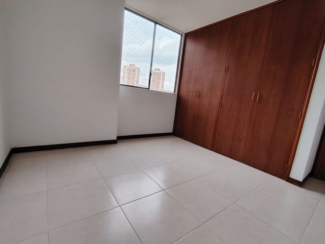 Apartamento de 3 alcobas en arriendo en Los Balsos, Medellín, 120 m² · foto 9 de 24