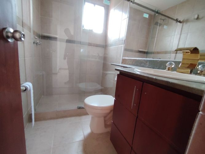 Apartamento de 3 alcobas en arriendo en Los Balsos, Medellín, 120 m² · foto 20 de 24