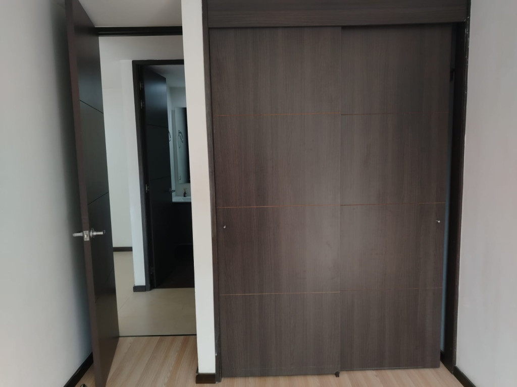 Apartamento en arriendo en Las Palmas, Medellín · foto 9 de 13