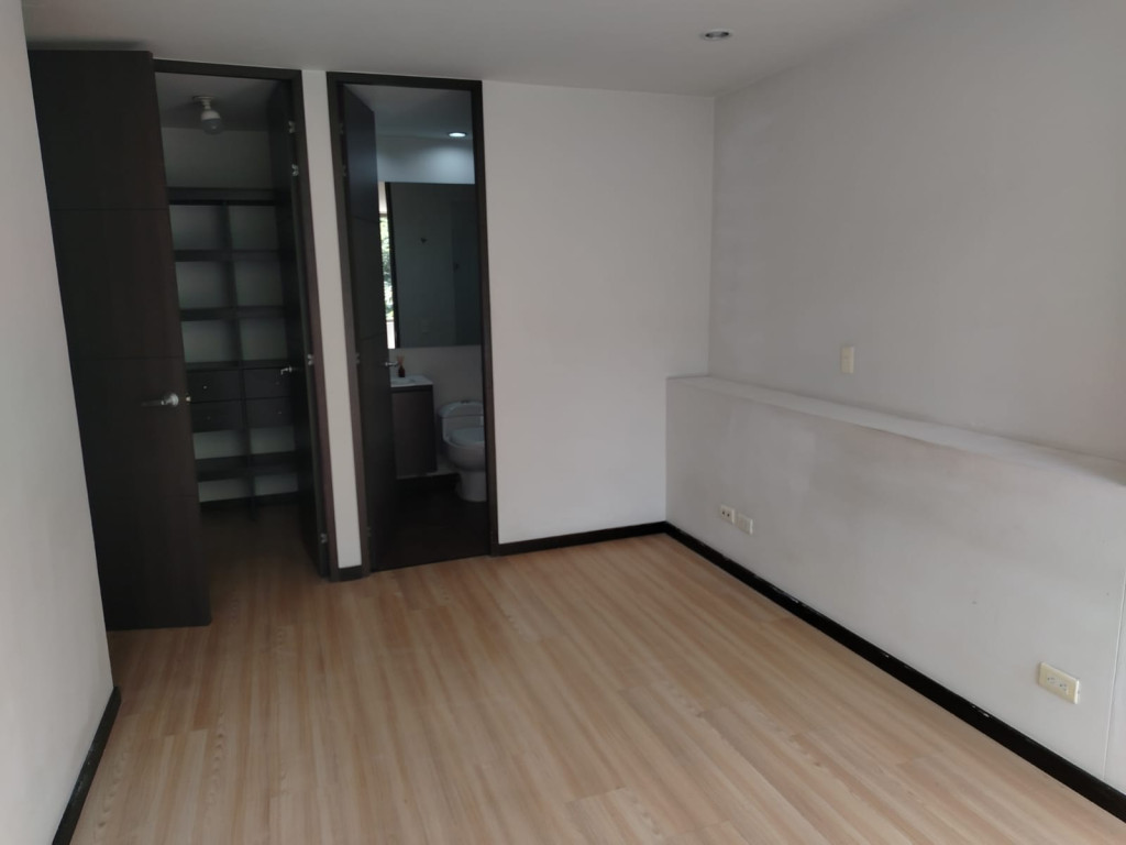 Apartamento en arriendo en Las Palmas, Medellín · foto 11 de 13