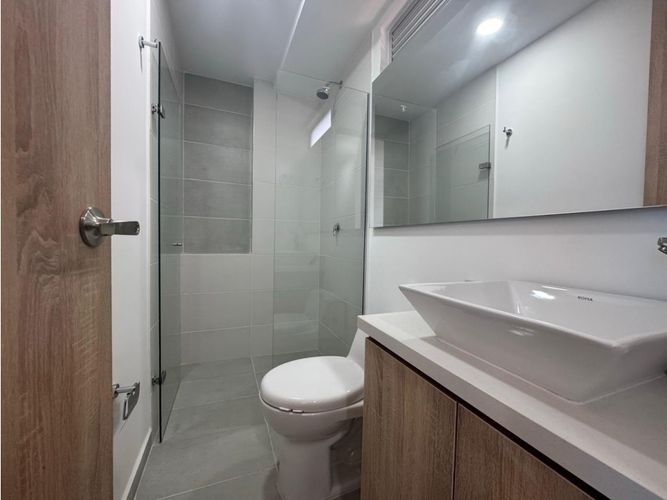 Apartamento de 2 alcobas en venta en San Jose, Sabaneta, 70 m² · foto 11 de 11