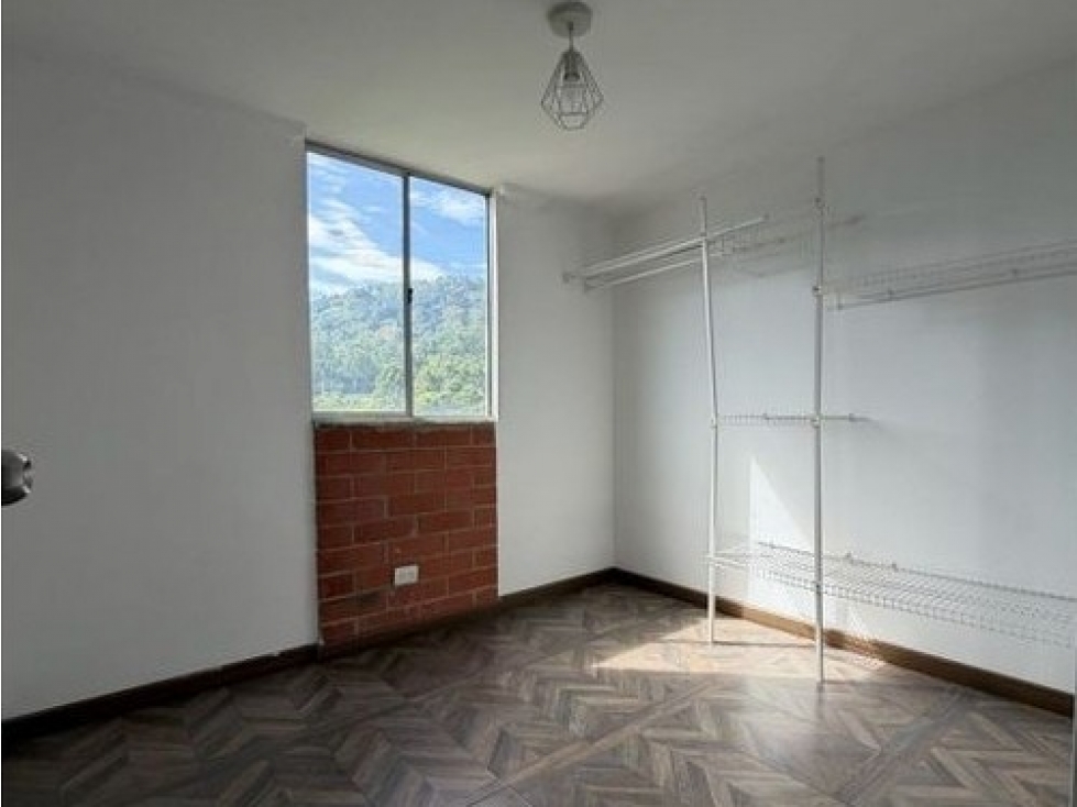 Apartamento en venta en La Tablaza, La Estrella · foto 5 de 9