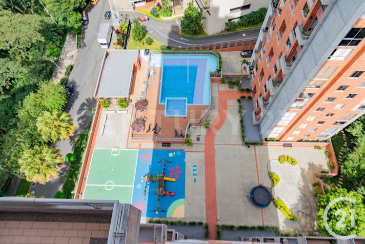 Apartamento de 3 alcobas en venta en El Poblado, Medellín, 123 m² · foto 20 de 20