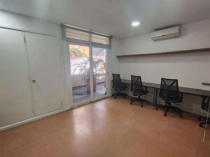 Oficina en arriendo en El Poblado, Medellín, 380 m² · foto 7 de 19