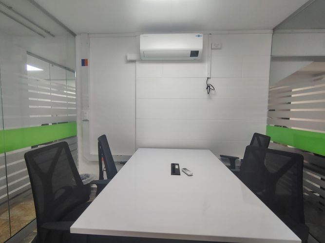 Oficina en arriendo en El Poblado, Medellín, 380 m² · foto 5 de 19