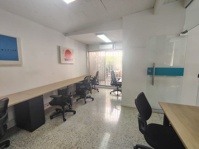 Oficina en arriendo en El Poblado, Medellín, 380 m² · foto 11 de 19