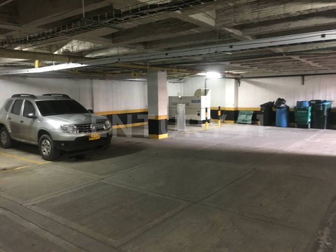 Local en venta en Evaristo Garcia, Cali, 4000 m² · foto 24 de 24
