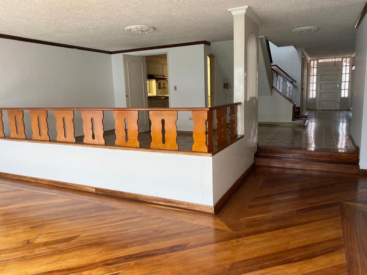 Casa en venta en El Contador, Bogotá · foto 3 de 22