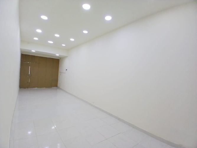 Local en arriendo en El Poblado, Medellín, 42 m² · foto 3 de 8
