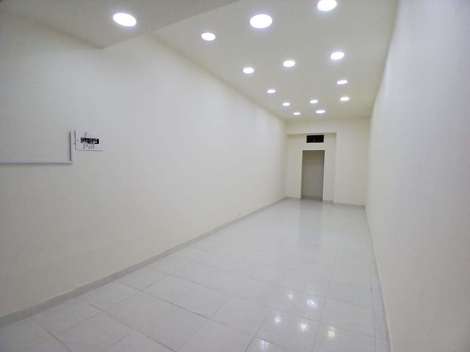 Local en arriendo en El Poblado, Medellín, 42 m² · foto 5 de 8