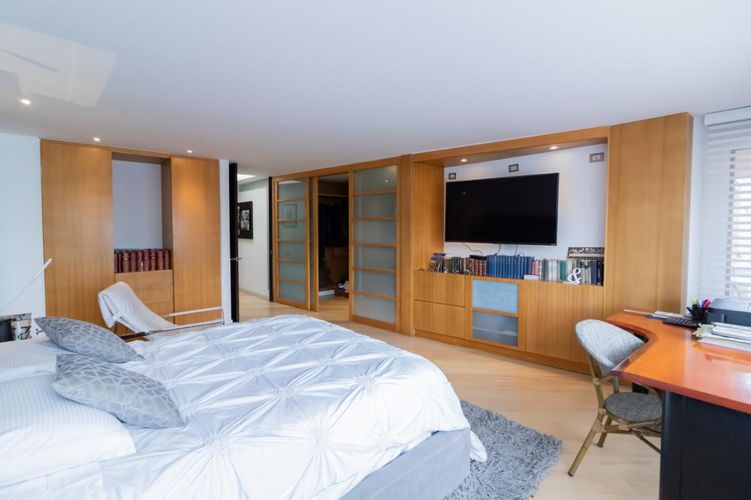 Apartamento de 3 alcobas en venta en Chico Norte, Bogotá, 205 m² · foto 24 de 24