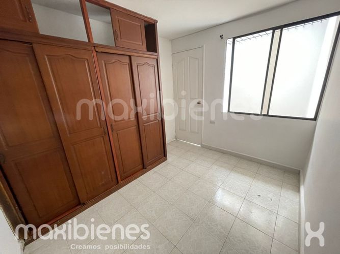 Casa de 3 alcobas en venta en Caicedo, Medellín, 150 m² · foto 4 de 11