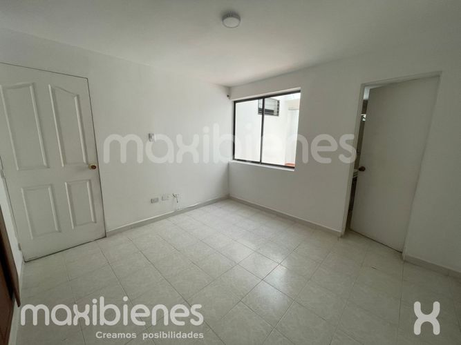 Casa de 3 alcobas en venta en Caicedo, Medellín, 150 m² · foto 6 de 11
