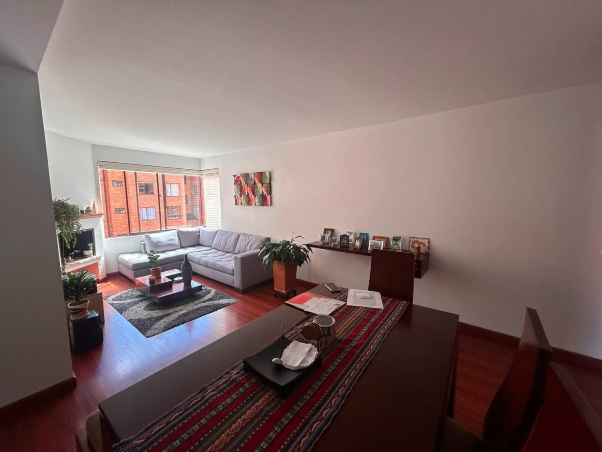 Apartamento en venta en Portales Del Norte, Bogotá · foto 4 de 24