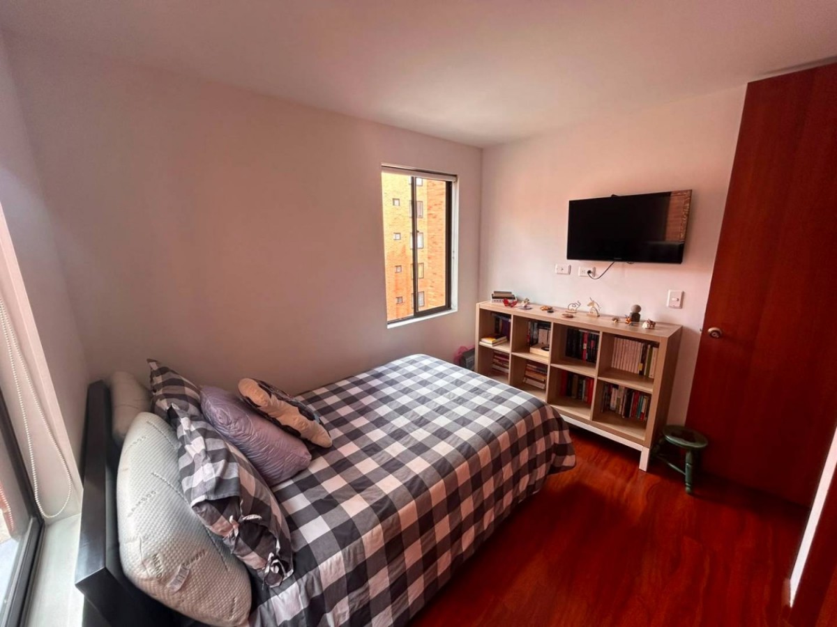 Apartamento en venta en Portales Del Norte, Bogotá · foto 16 de 24