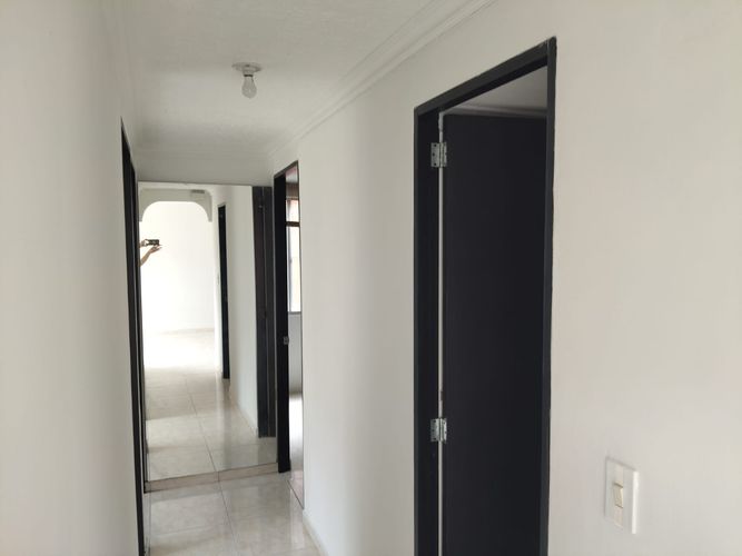 Apartamento de 3 alcobas en venta en Olimpico, Palmira, 57 m² · foto 6 de 19