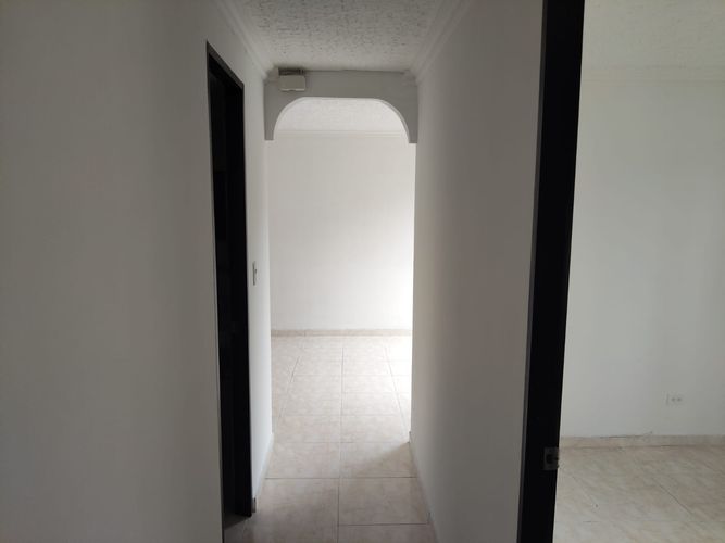 Apartamento de 3 alcobas en venta en Olimpico, Palmira, 57 m² · foto 7 de 19