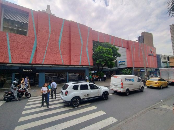 Local en arriendo en La Candelaria, Medellín, 15 m² · foto 2 de 8