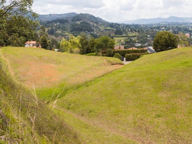 Lote en venta en La Convencion, Rionegro, 5007 m² · foto 2 de 9