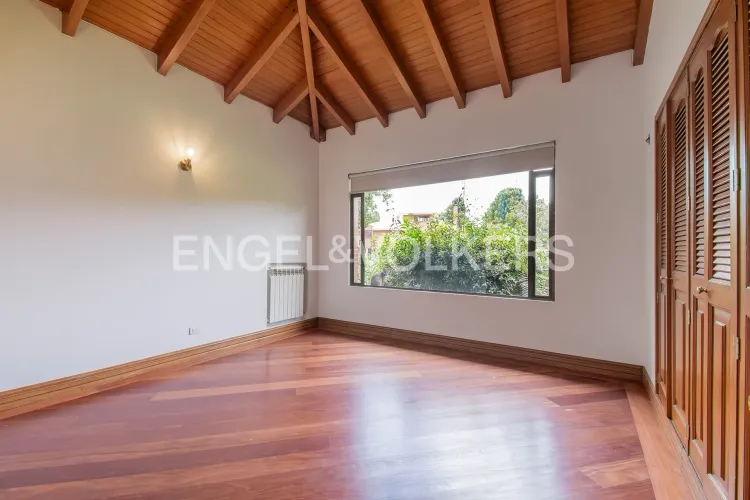 Casa de 4 alcobas en venta en Guaymaral, Bogotá, 458 m² · foto 11 de 20