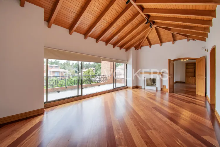 Casa de 4 alcobas en venta en Guaymaral, Bogotá, 458 m² · foto 8 de 20