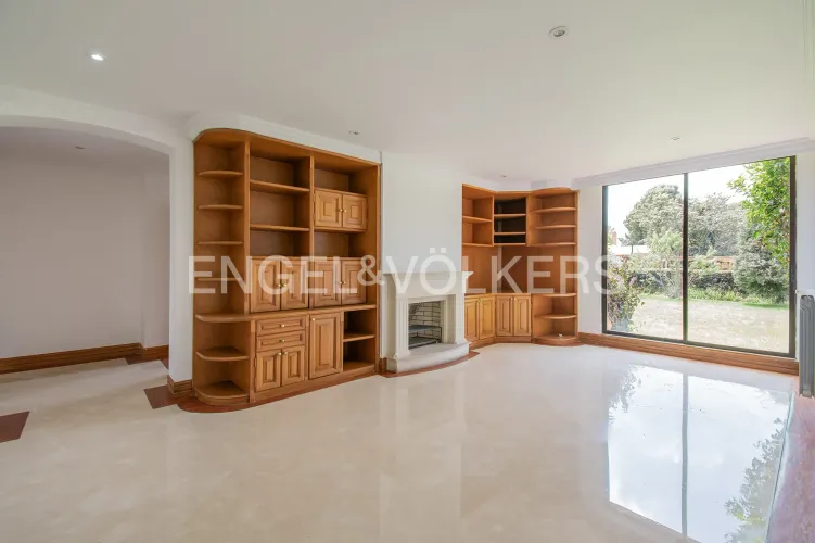 Casa de 4 alcobas en venta en Guaymaral, Bogotá, 458 m² · foto 7 de 20