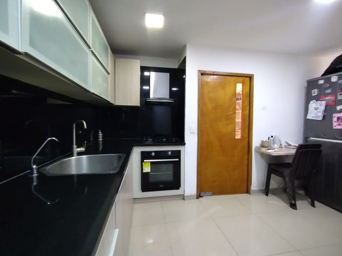 Apartamento de 3 alcobas en venta en Altos Del Prado, Barranquilla, 142 m² · foto 8 de 17