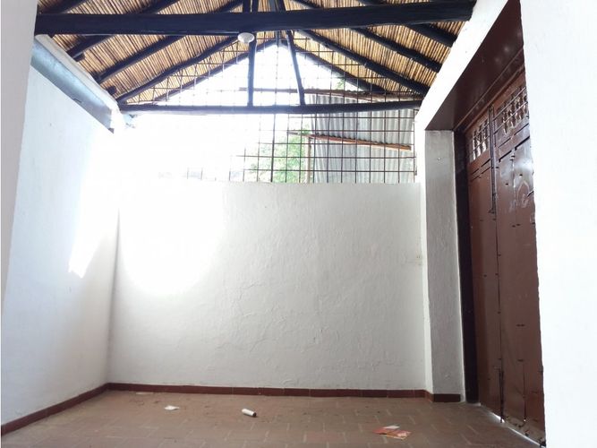 Casa de 1 alcoba en venta en La Aurora, Girón, 450 m² · foto 6 de 24