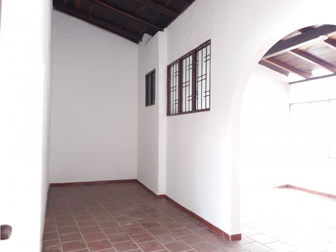 Casa de 1 alcoba en venta en La Aurora, Girón, 450 m² · foto 9 de 24