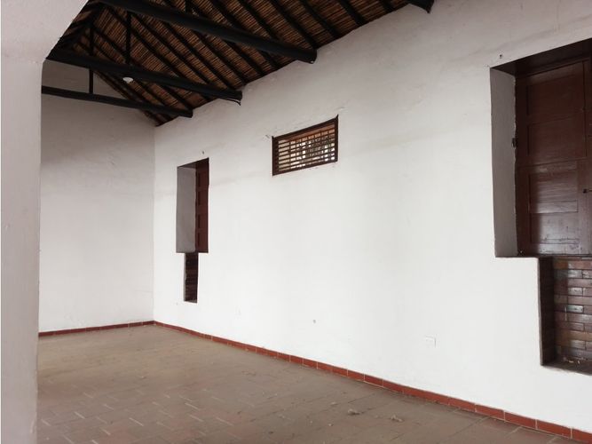 Casa de 1 alcoba en venta en La Aurora, Girón, 450 m² · foto 13 de 24