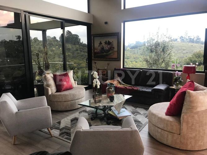 Casa de 3 alcobas en venta en El Porvenir, Rionegro, 278 m² · foto 9 de 18