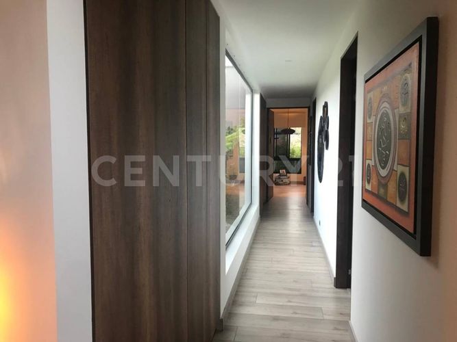 Casa de 3 alcobas en venta en El Porvenir, Rionegro, 278 m² · foto 13 de 18
