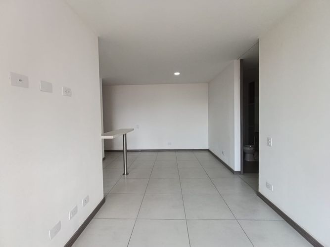 Apartamento de 3 alcobas en arriendo en Las Lomitas, Sabaneta, 80 m² · foto 6 de 17