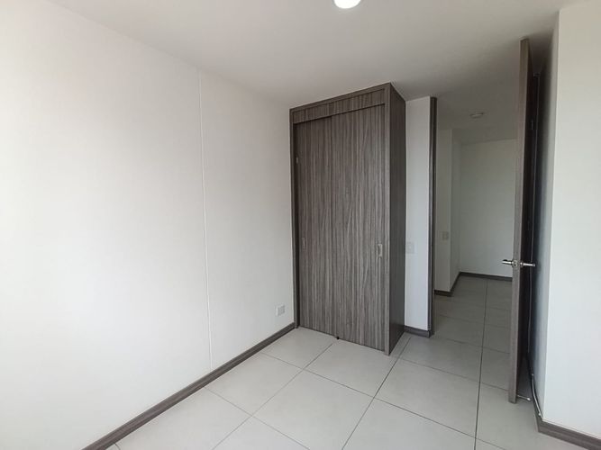 Apartamento de 3 alcobas en arriendo en Las Lomitas, Sabaneta, 80 m² · foto 15 de 17