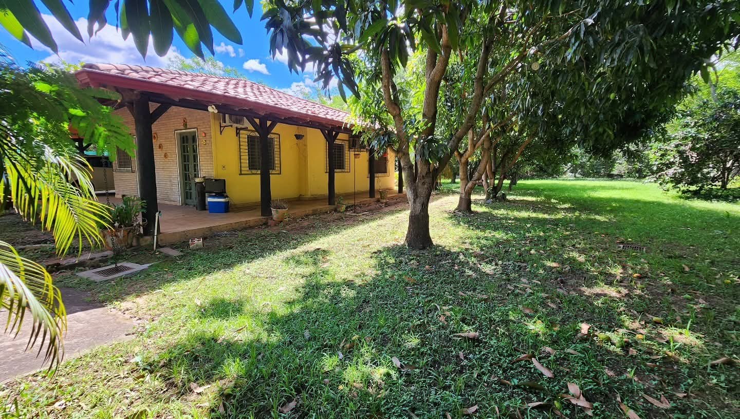 CASA EN VENTA CON EXCELENTE UBICACIÓN EN SAN BERNARDINO — foto 3