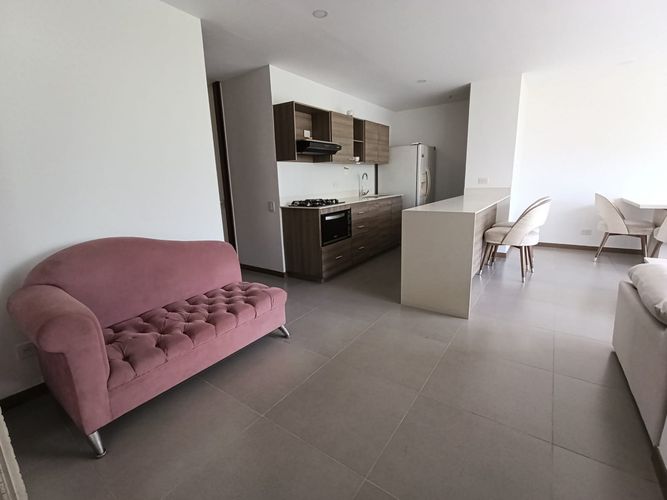 Apartamento de 2 alcobas en arriendo en Loma Del Escobero, Envigado, 85 m² · foto 8 de 13