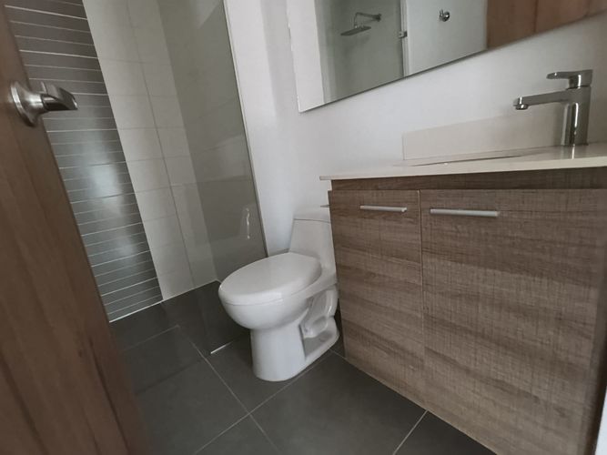 Apartamento de 2 alcobas en arriendo en Loma Del Escobero, Envigado, 85 m² · foto 9 de 13