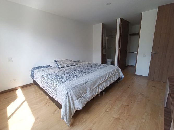 Apartamento de 2 alcobas en arriendo en Loma Del Escobero, Envigado, 85 m² · foto 11 de 13