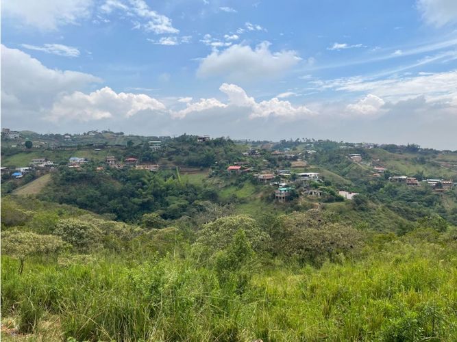 Lote en venta en La Buitrera, Yumbo, 39000 m² · foto 2 de 24
