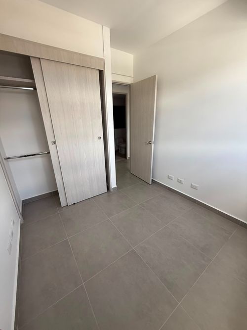Apartamento de 3 alcobas en arriendo en Las Vegas, Envigado, 90 m² · foto 3 de 11