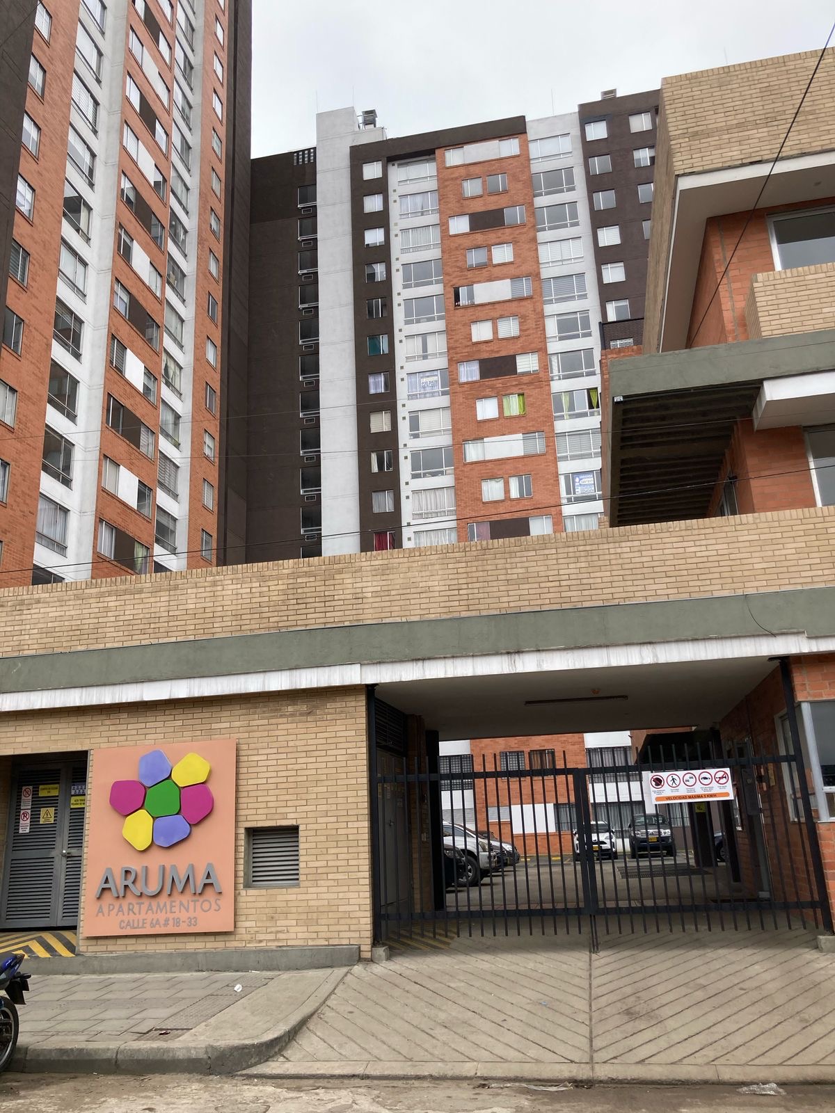 Apartamento en venta en La Estanzuela, Bogotá · foto 2 de 19