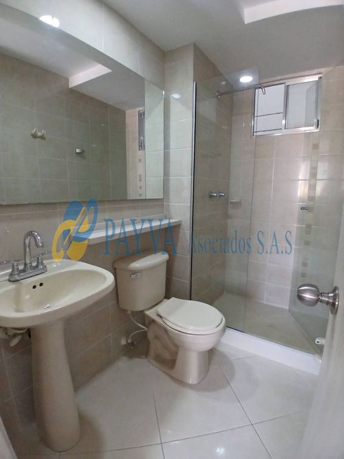 Apartamento de 3 alcobas en arriendo en Ciudad Del Río, Medellín, 83 m² · foto 10 de 16