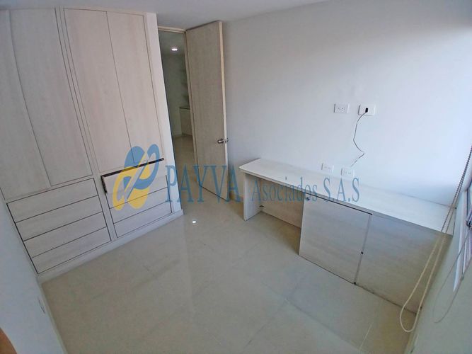 Apartamento de 3 alcobas en arriendo en Ciudad Del Río, Medellín, 83 m² · foto 13 de 16