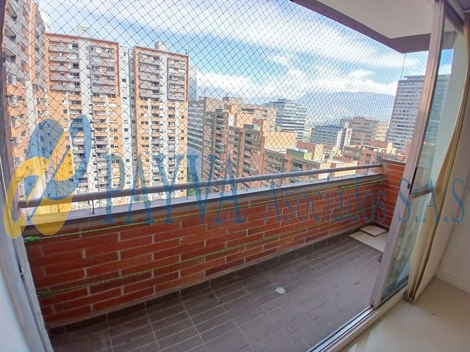 Apartamento de 3 alcobas en arriendo en Ciudad Del Río, Medellín, 83 m² · foto 5 de 16
