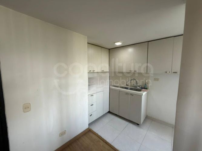Apartamento de 2 alcobas en venta en La Raya, La Estrella, 38 m² · foto 2 de 14