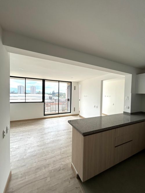 Apartamento de 3 alcobas en venta en Lagos De Torca, Bogotá, 83 m² · foto 4 de 17